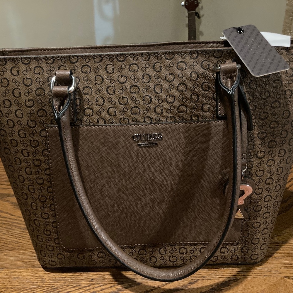 New Cocoa GUESS Purse Tote Hand Bag + Bag Charm Cuba NWT Embossed